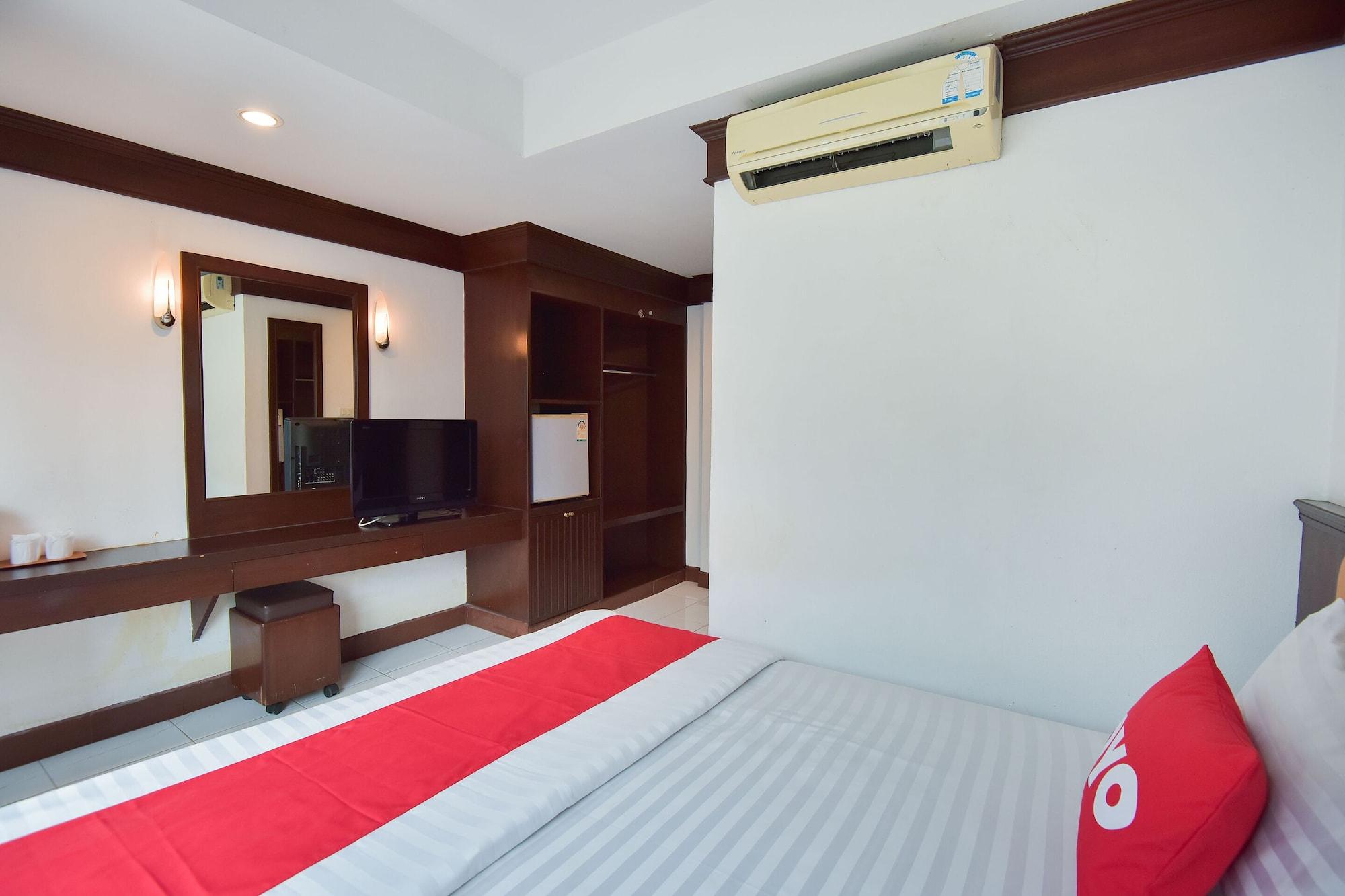 Oyo 389 Sira Boutique Residence Phuket Exterior foto